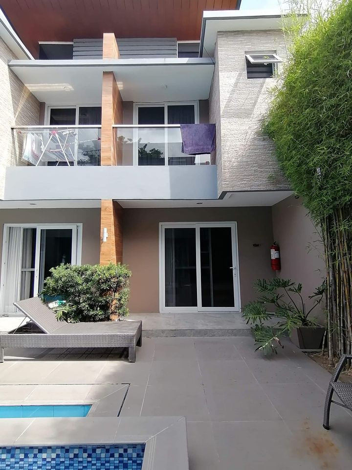 Gallery 2