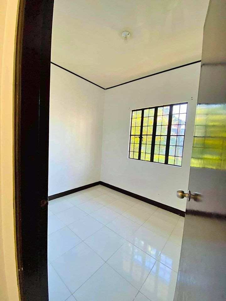 Gallery 5