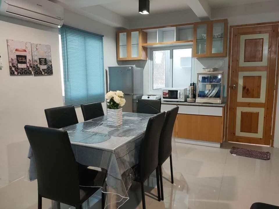 Gallery 3