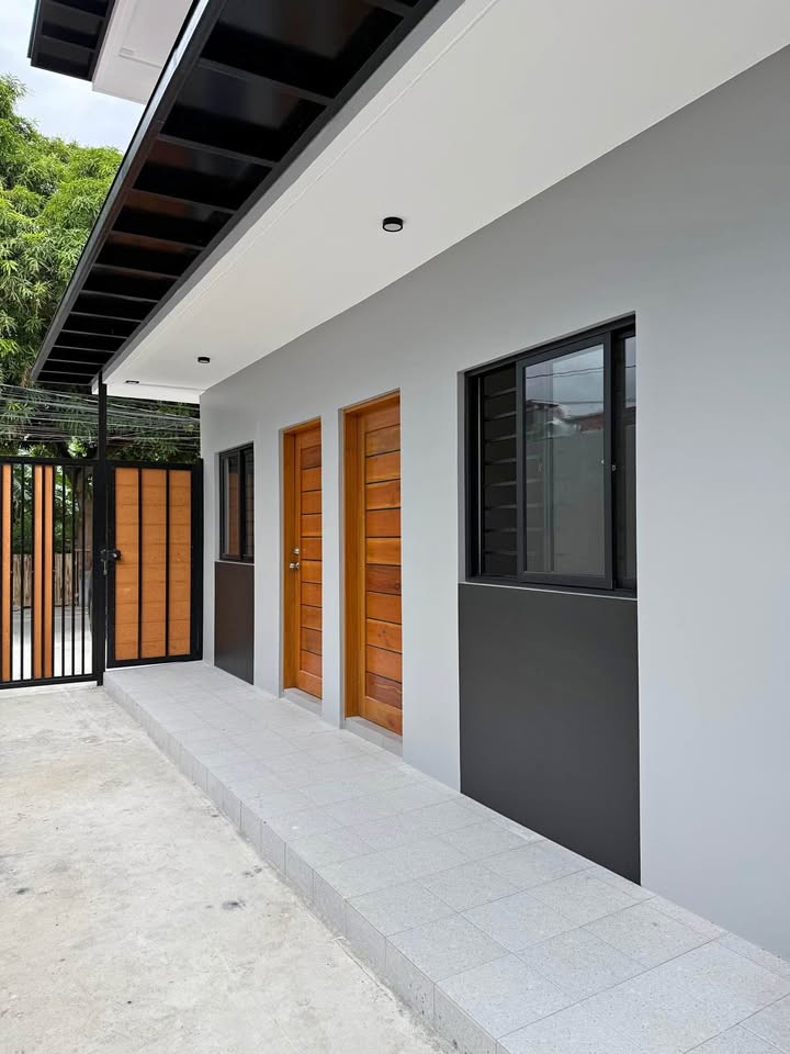 Gallery 2