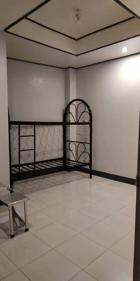 Gallery 2