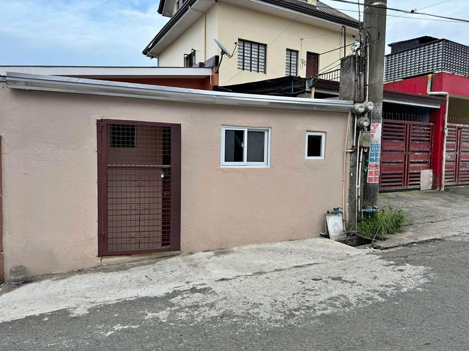 FOR RENT STUDIO