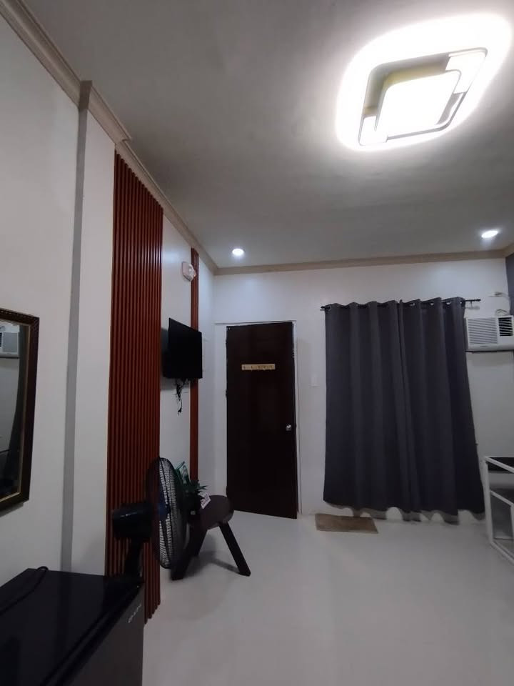 Gallery 4