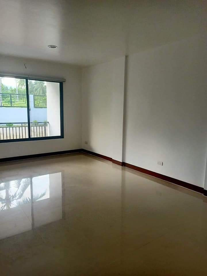 Gallery 2