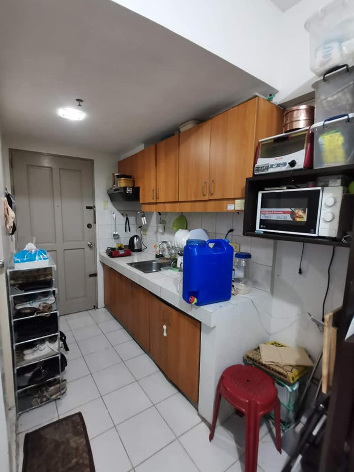 Makati Executive Tower 2