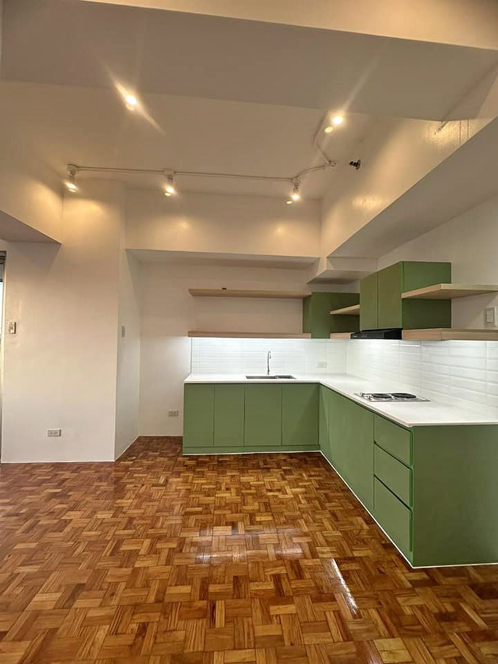 Gallery 5