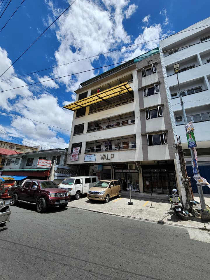 Commercial office for rent