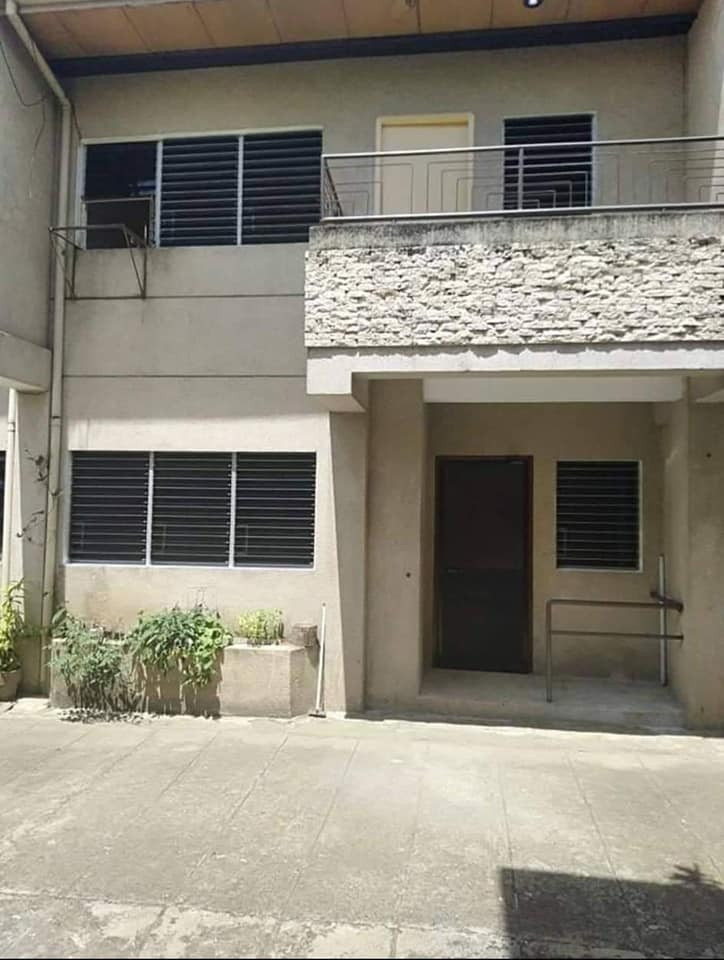 4 Bedrooms Town House for Rent