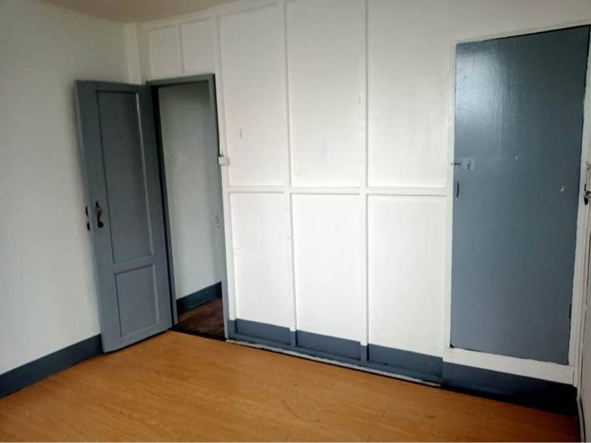 Gallery 5