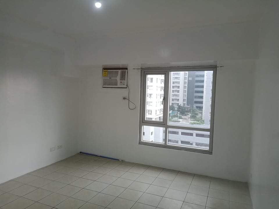 CONDO UNIT FOR RENT AVIDA TOWERS (WEST) - Yakal & Lumbayao, Makati, Metro Manila