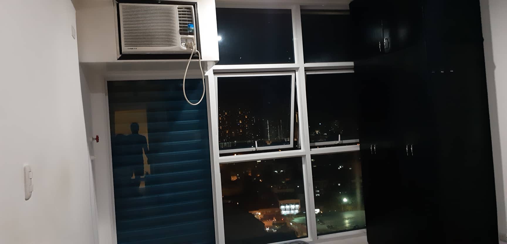 MAKATI CONDO UNIT FOR RENT (studio type)