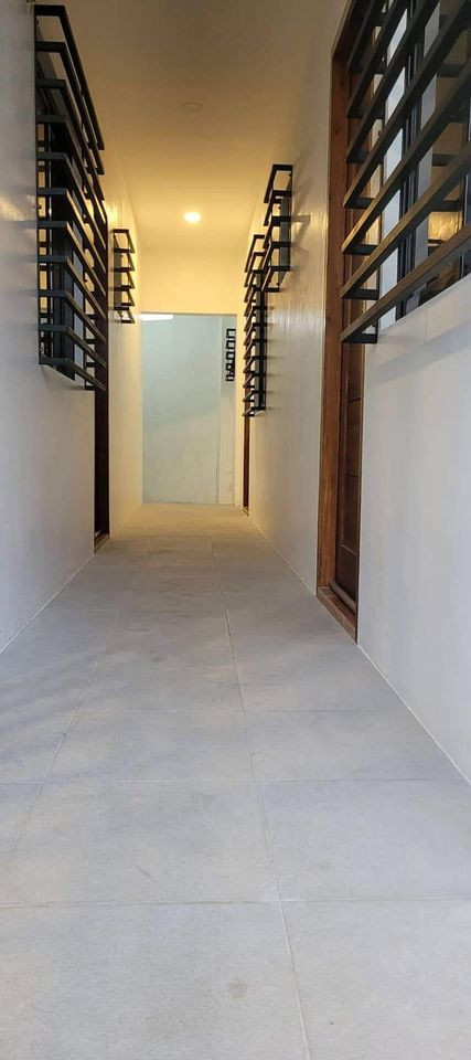 Gallery 5