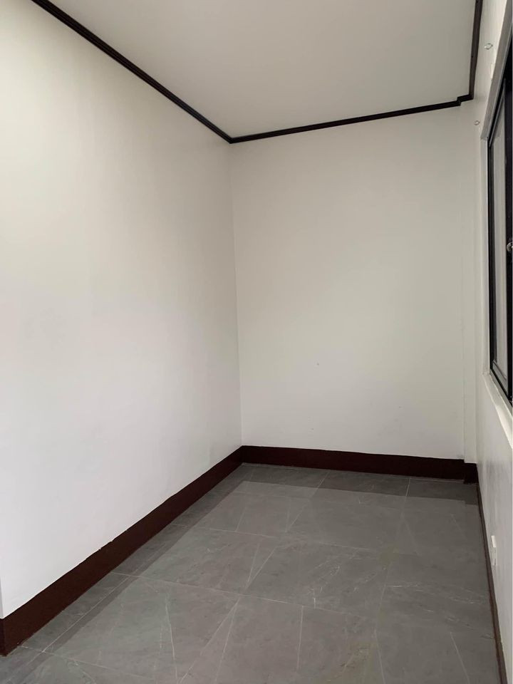 Gallery 5