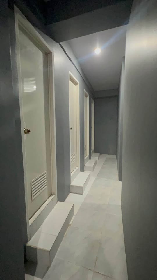 Gallery 2