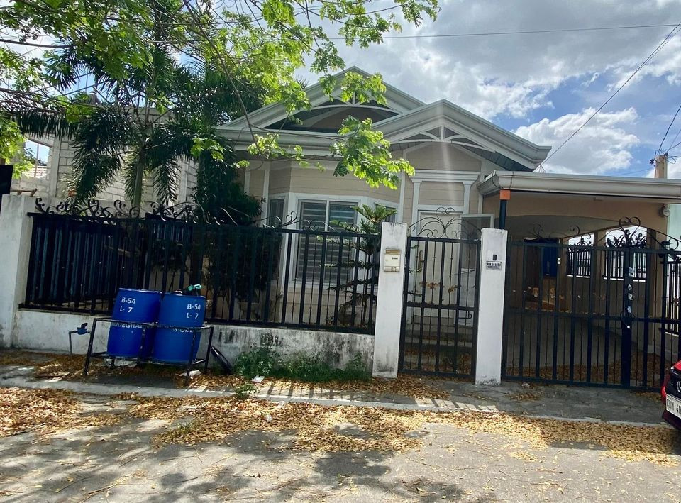 3 Beds 2 Baths House