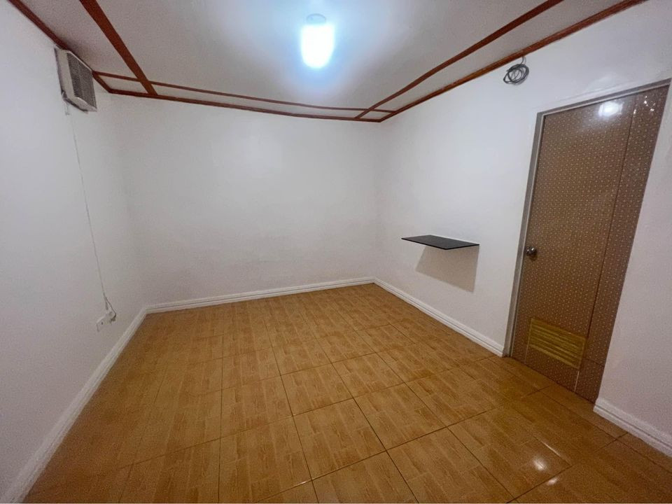 Gallery 4