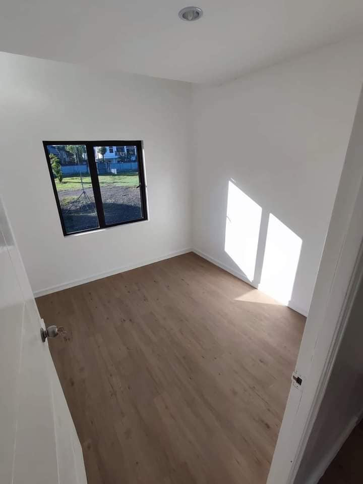 Gallery 5