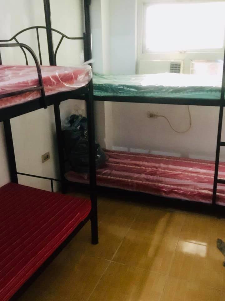Room Sharing for Professional Male - Quezon City