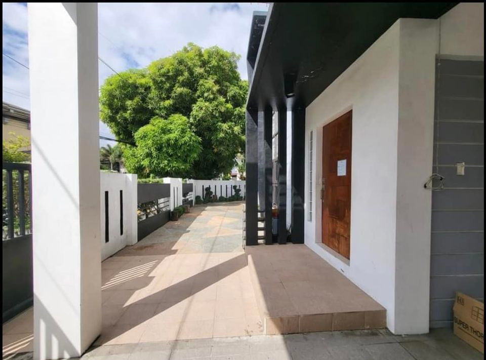Gallery 4