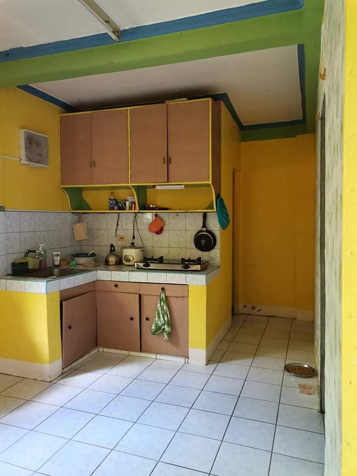 Studio unit with bedroom