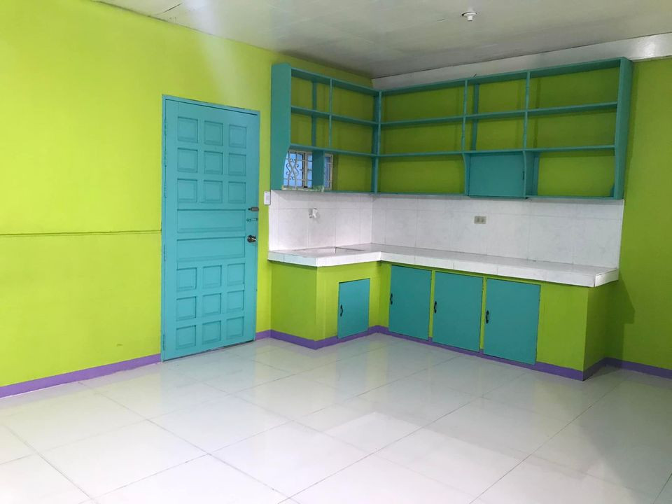 Apartment For Rent With Garage