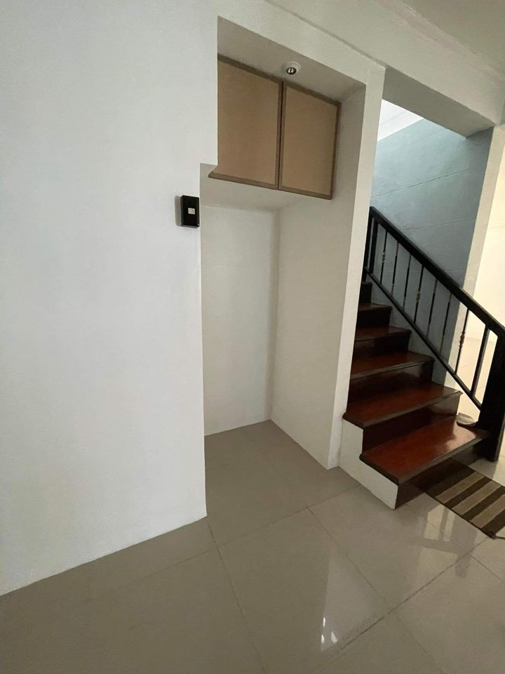 Gallery 5