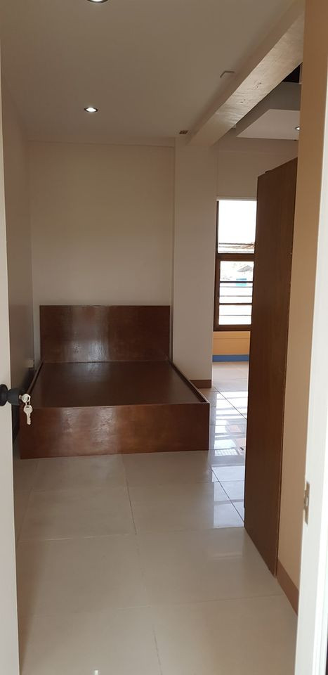 Gallery 2
