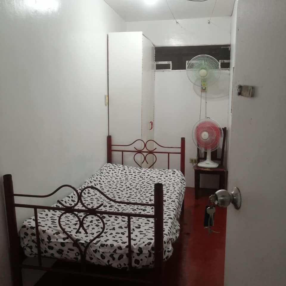 Room for rent Makati