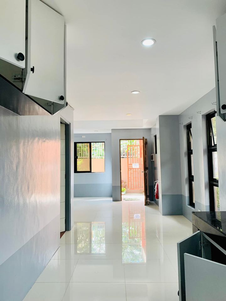 Gallery 4