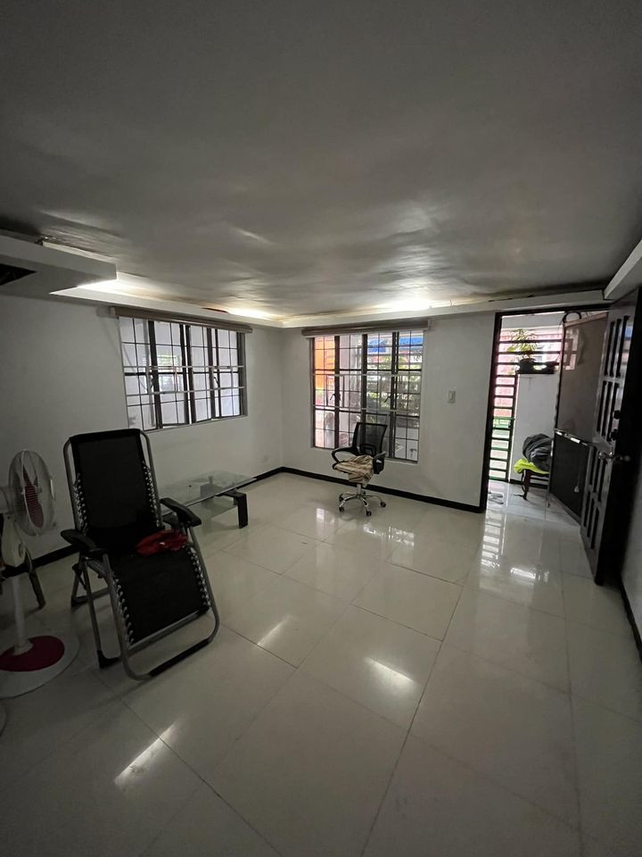 Gallery 4