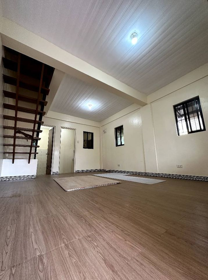 Gallery 4