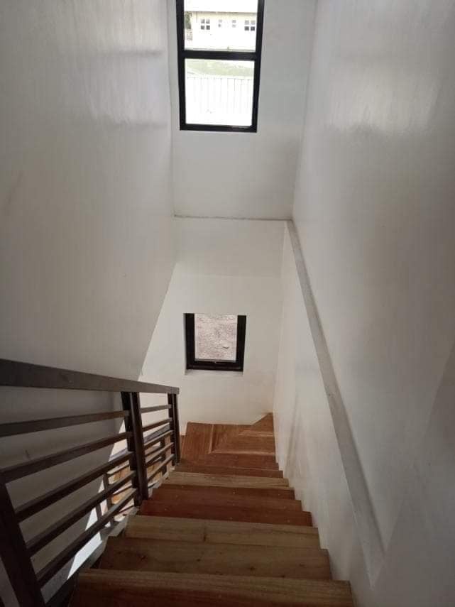 Gallery 5