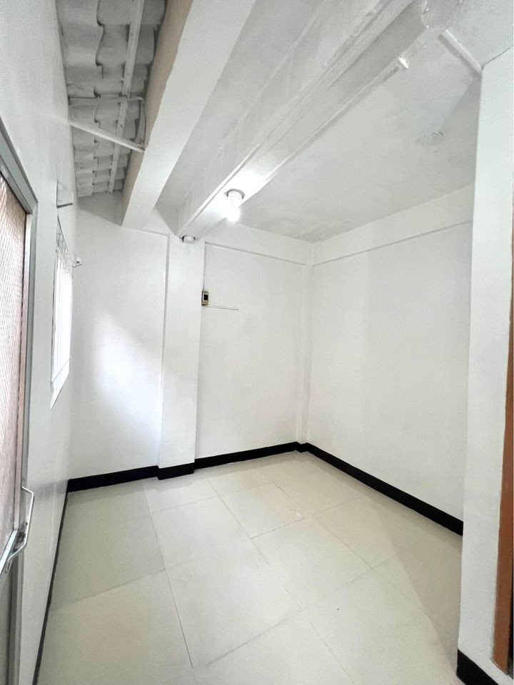 Gallery 4