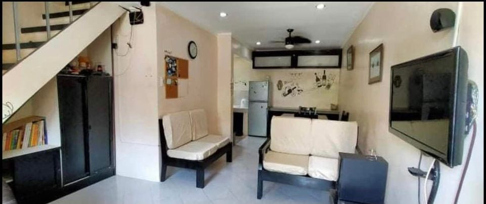 HOUSE AND LOT FOR RENT