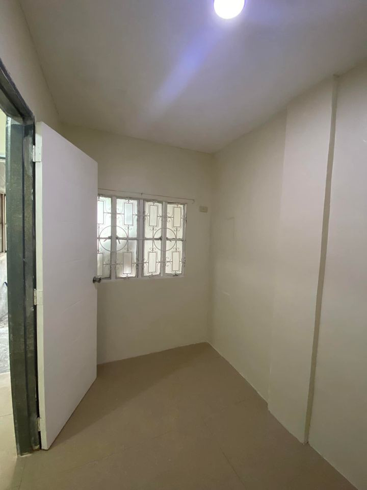 Gallery 5