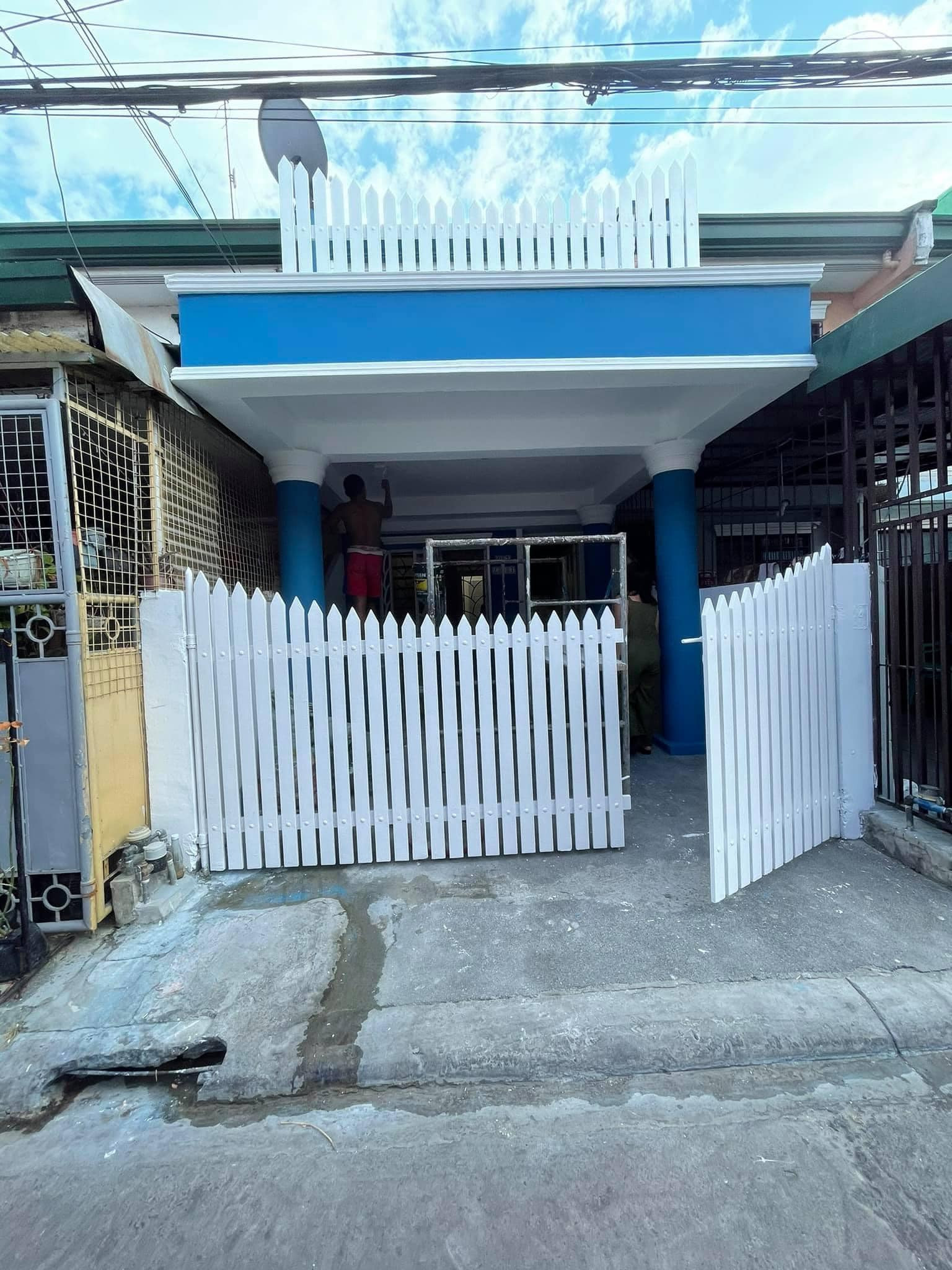 Town house for rent located @ Villa Celina Las Piñas