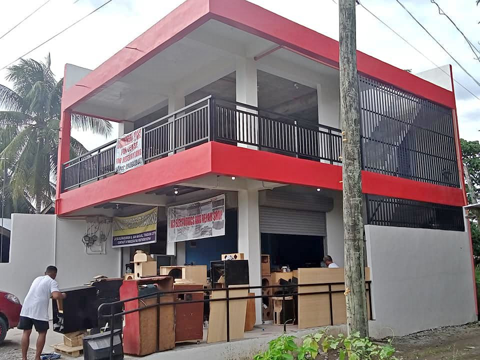2nd floor commercial space for rent