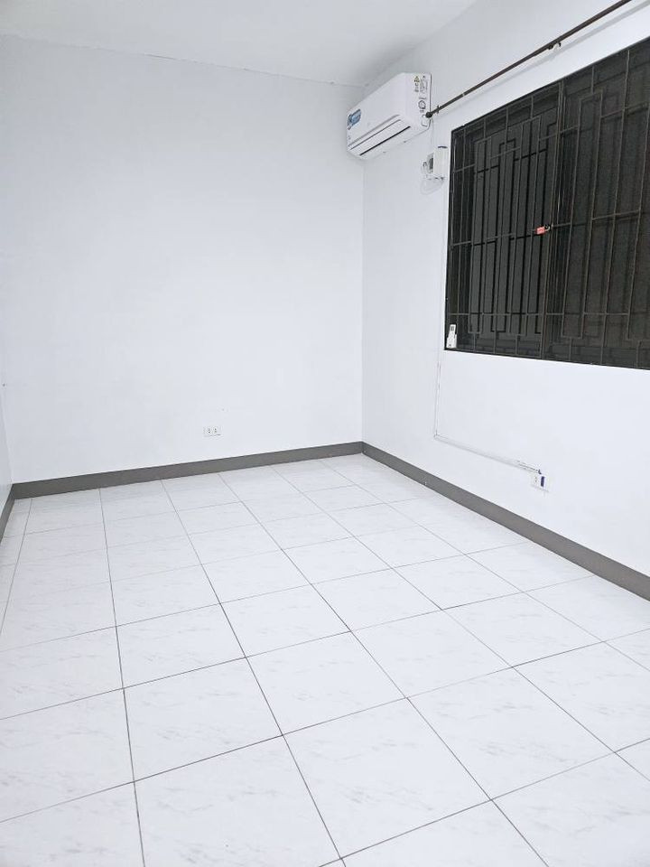 Gallery 4