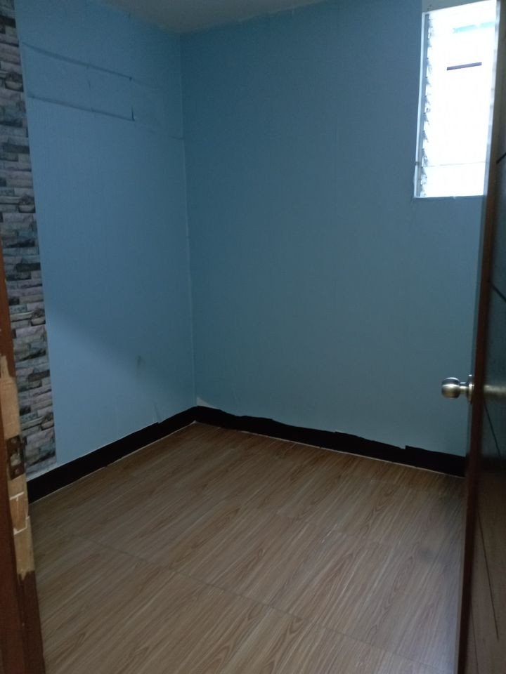 Gallery 5