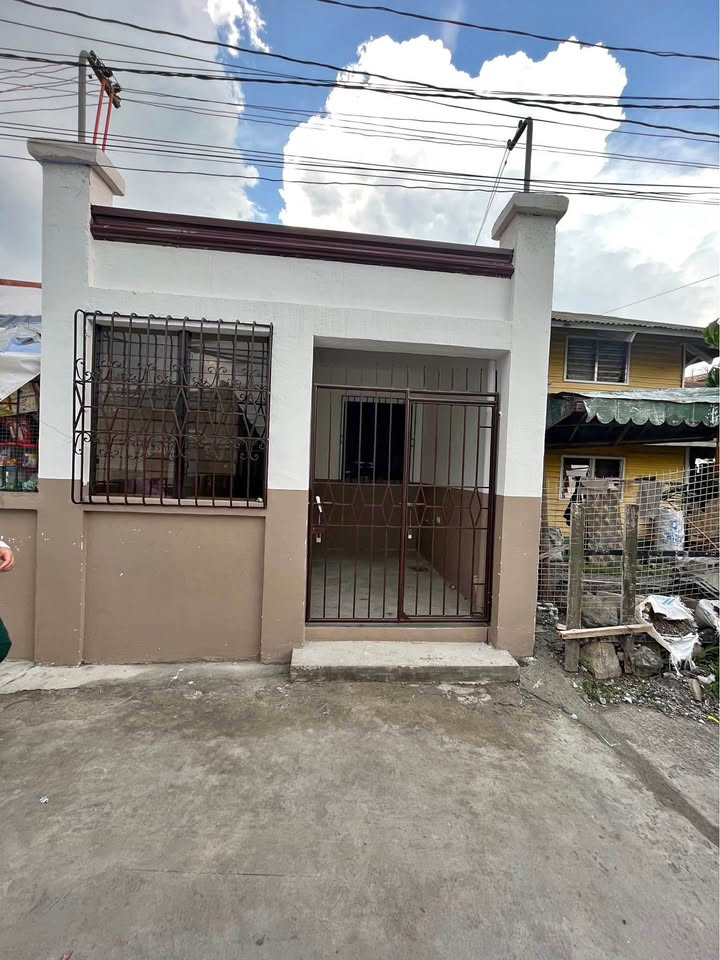 Apartment for Rent Salitran 2 Dasmarinas Near Savemore