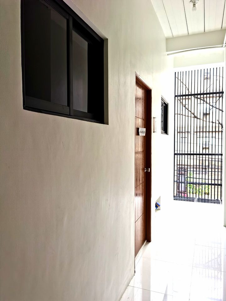 Gallery 2