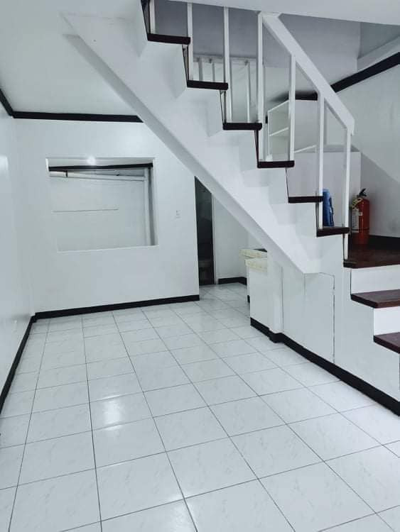 Apartment for Rent in Scout Area, QC