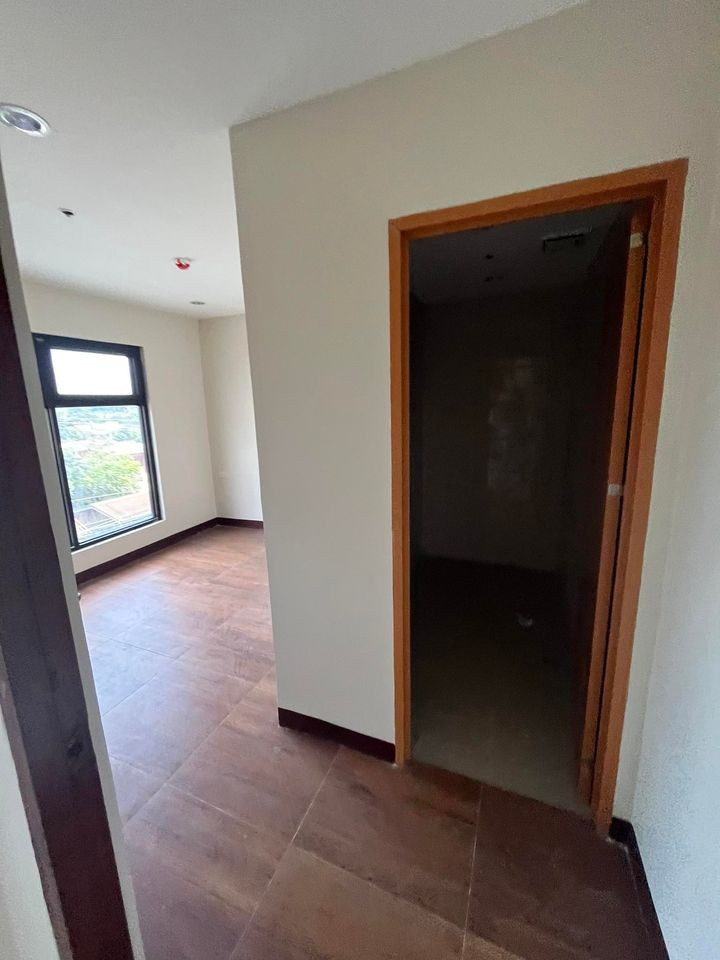 Gallery 2