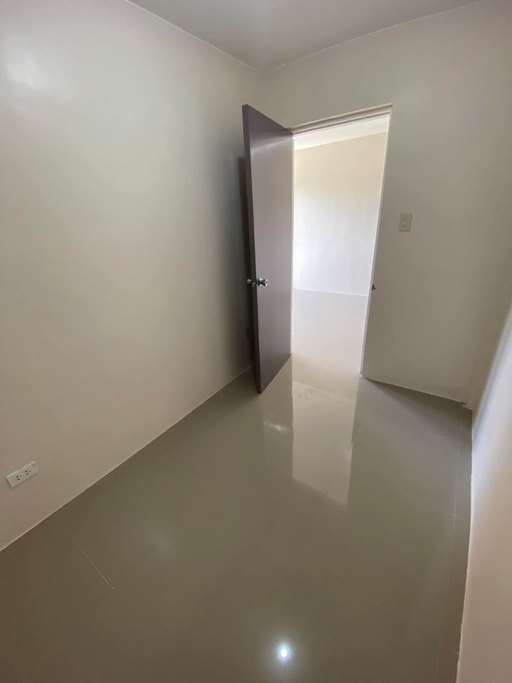 Gallery 5