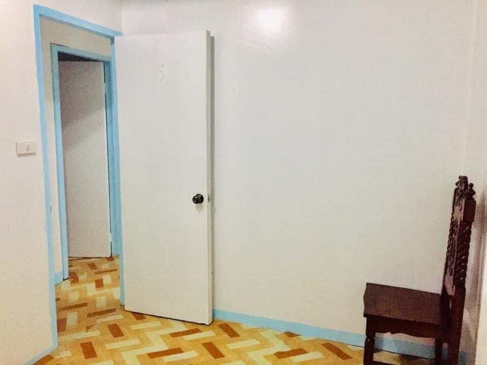 Room - QUEZON CITY