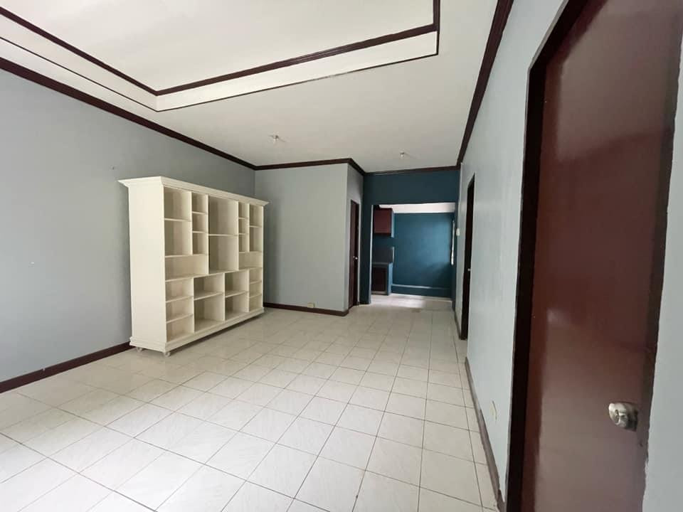 Gallery 4