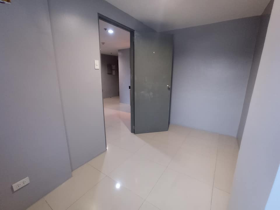 Gallery 5