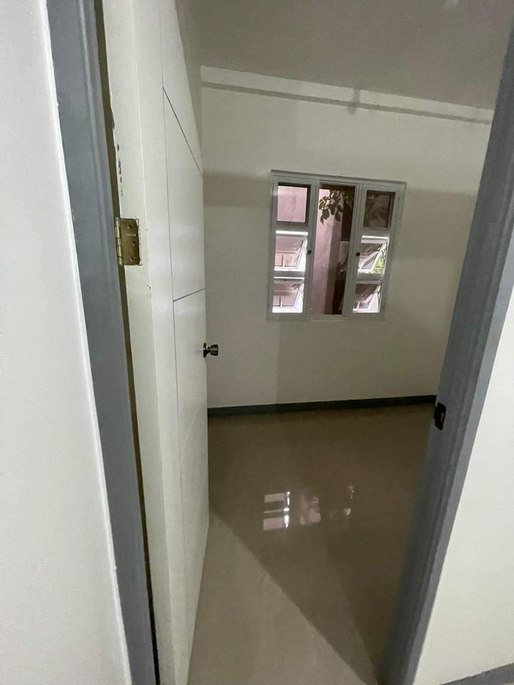 Gallery 2