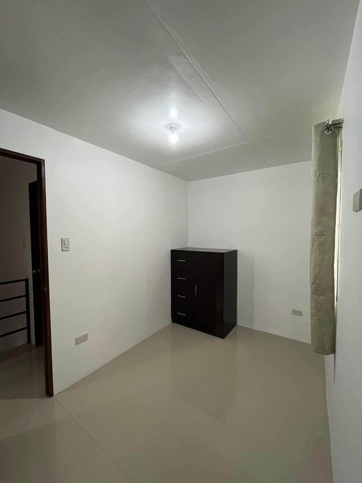 Gallery 5