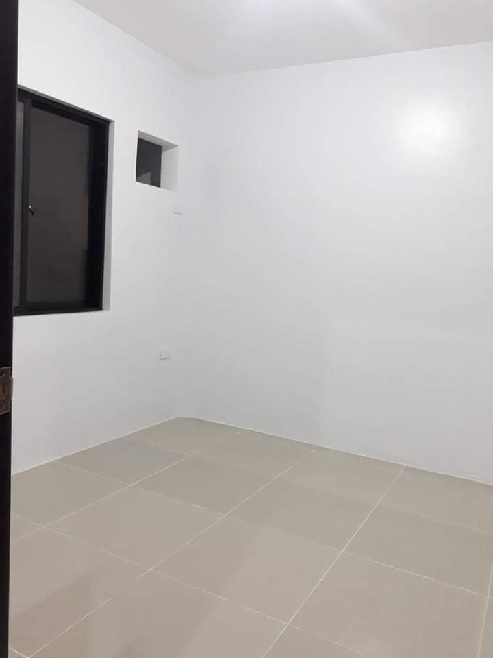 Gallery 5